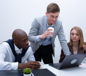 Hoe stel je een effectieve online marketingstrategie op