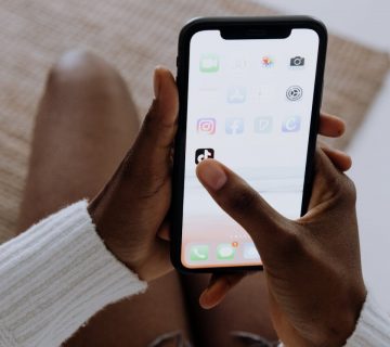 Verhoog je zichtbaarheid op sociale media: kopen van TikTok volgers en YouTube views